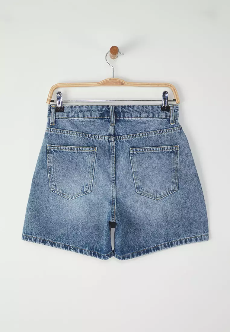 Blue Regular Waist City Boy Denim Shorts TWOSS25SR00173