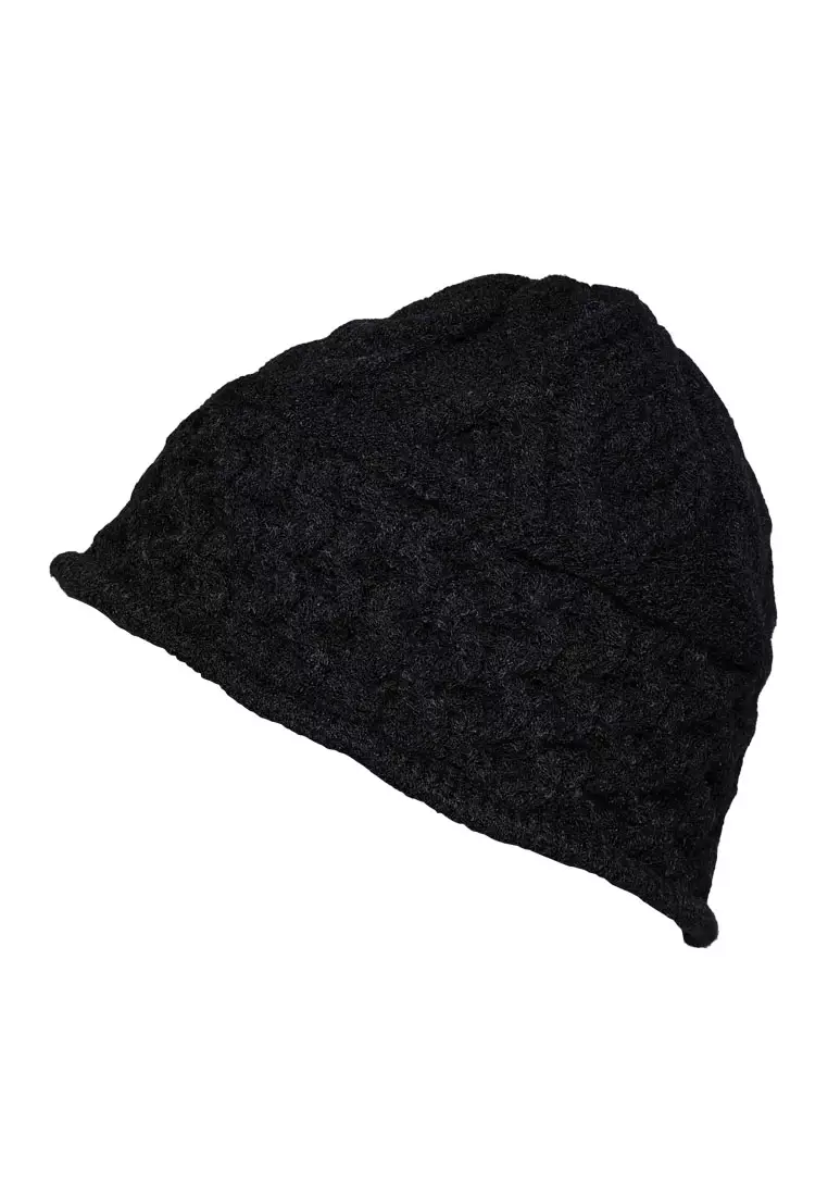 Knit Bucket Hat In Black