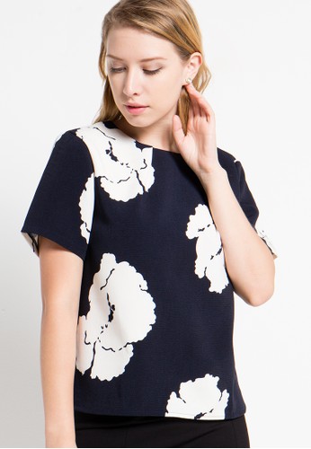 Pleated Neck S/S Blouse