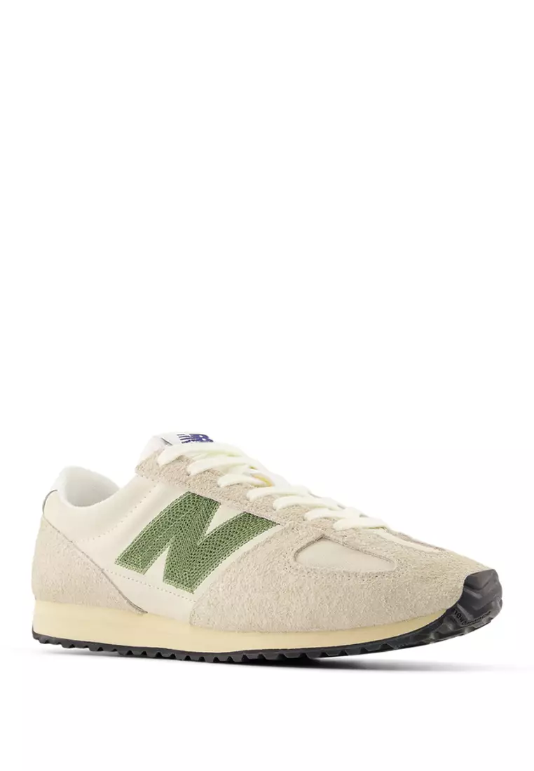 471 Classic Lifestyle Shoes