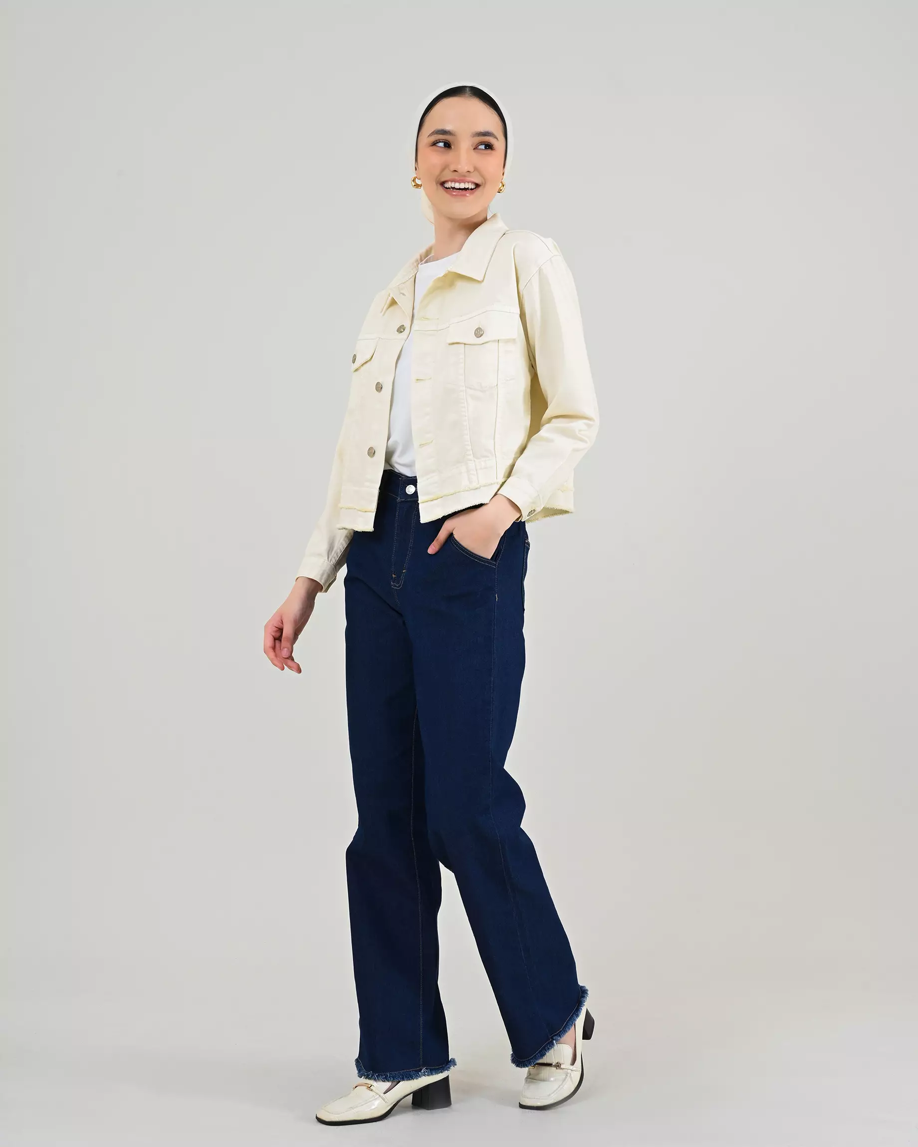 Geulis.id MOLA DENIM JACKET - Brokenwhite