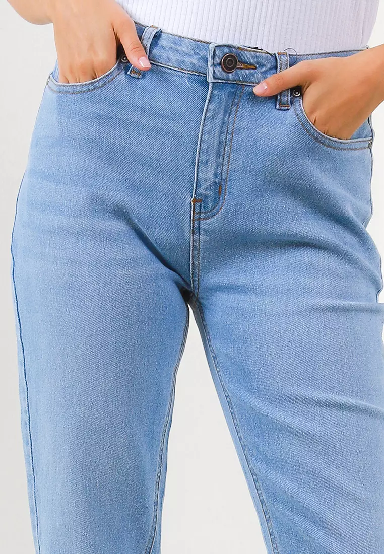 Saila Mom Fit Denim Pants With Dog Embroidery