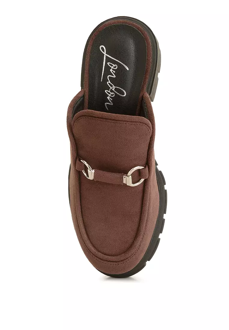 Sepatu Loafer Slip On Beludru Coklat