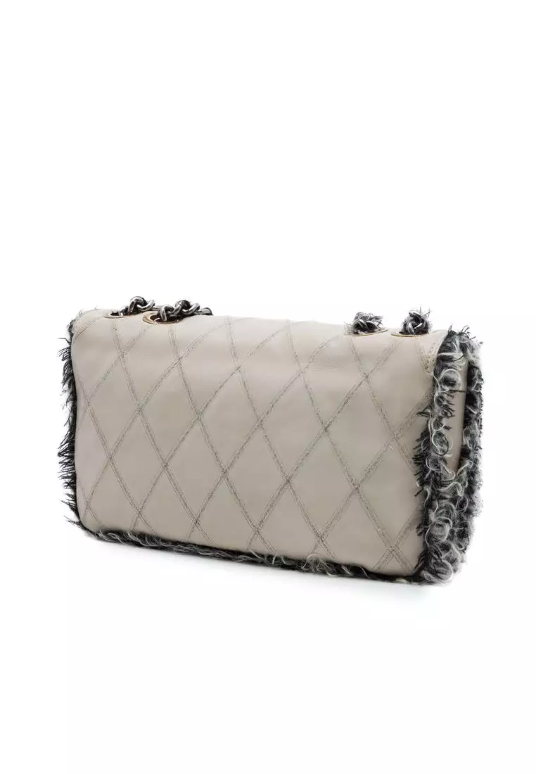 Pre-Loved Chanel Cc Quilted Lambskin Tweedy Flap Color