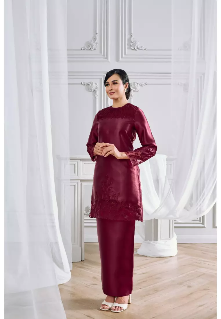 Kurung Moden Madina