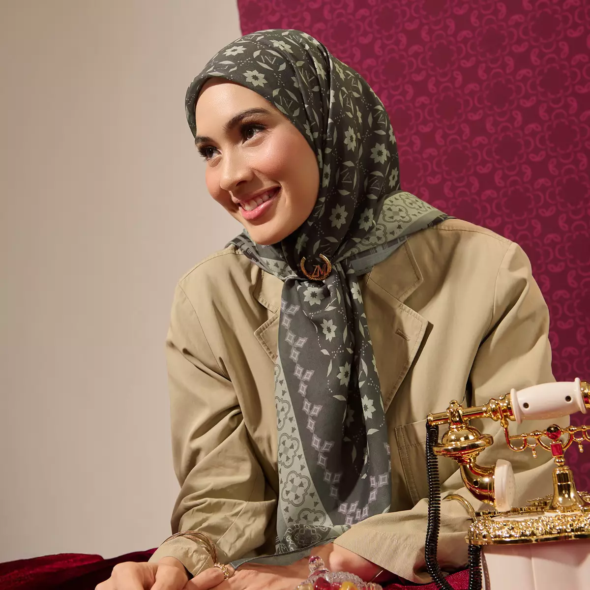 [INCLUDE PREMIUM HARD BOX] ZM Zaskia Mecca - Scarf Harmoni Irama Army | Hijab Premium Square Motif | Kerudung Segi Empat