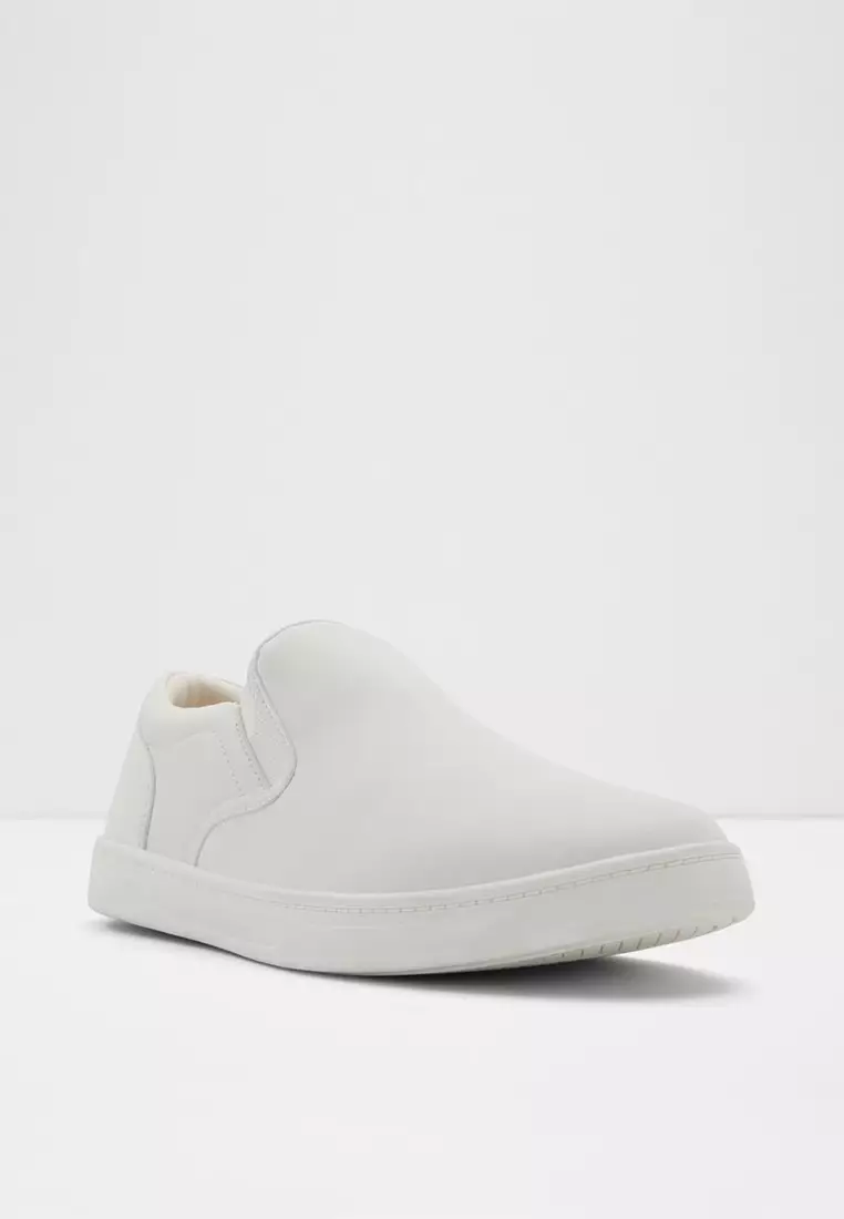 Vince slip on sneakers white store