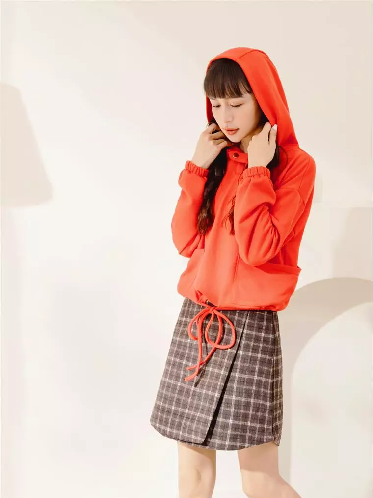 Metal-button dual-pocket tie-waist drop-shoulder hoodie [AB17924]