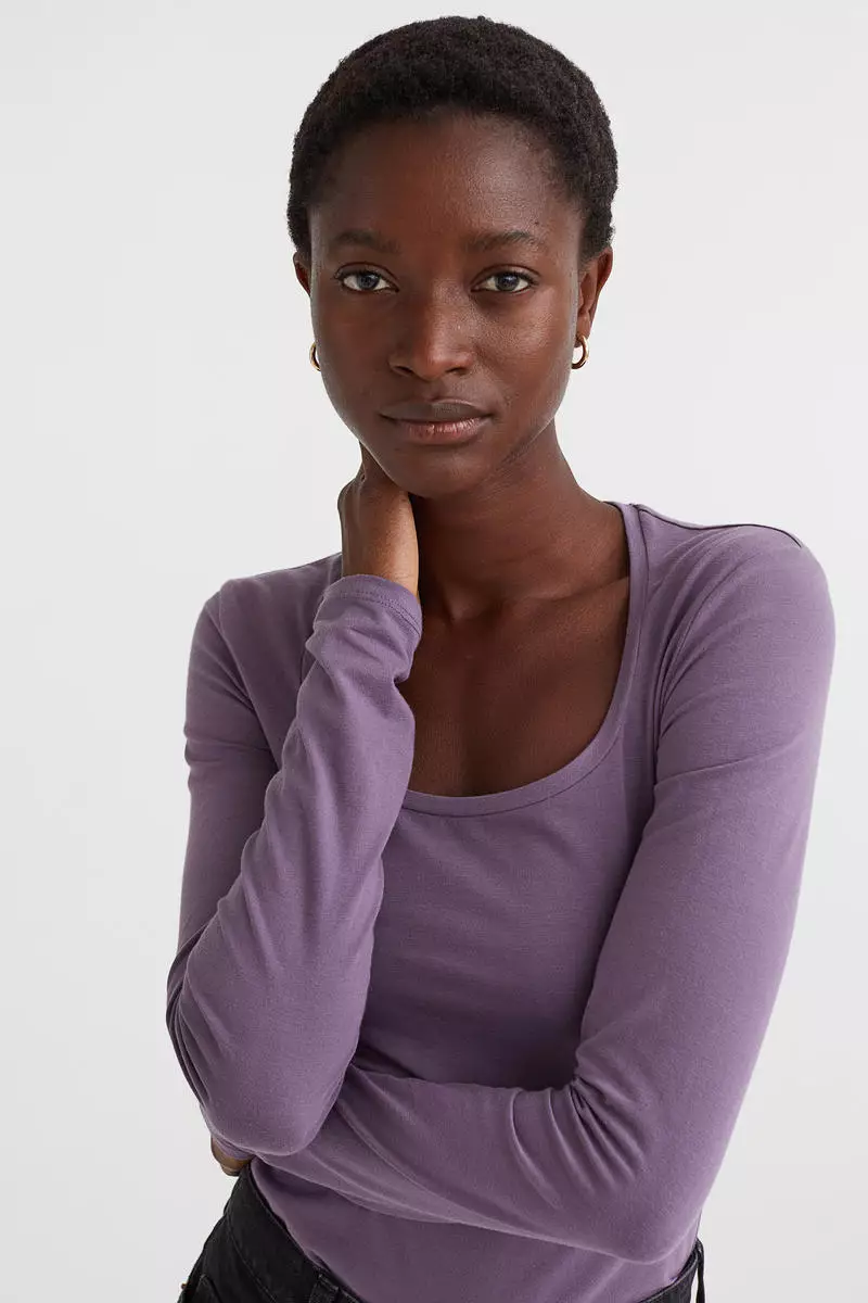 Long-sleeved jersey top