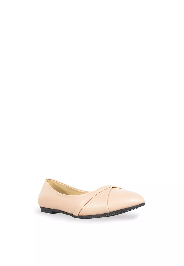 Discount on Zanea Shoes  shoes - SKU: Pointed Flats