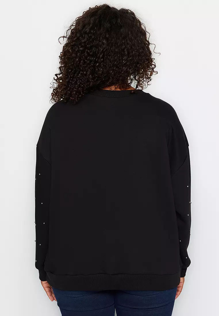 Plus Size Staple Detail Thick Knitted Sweatshirt