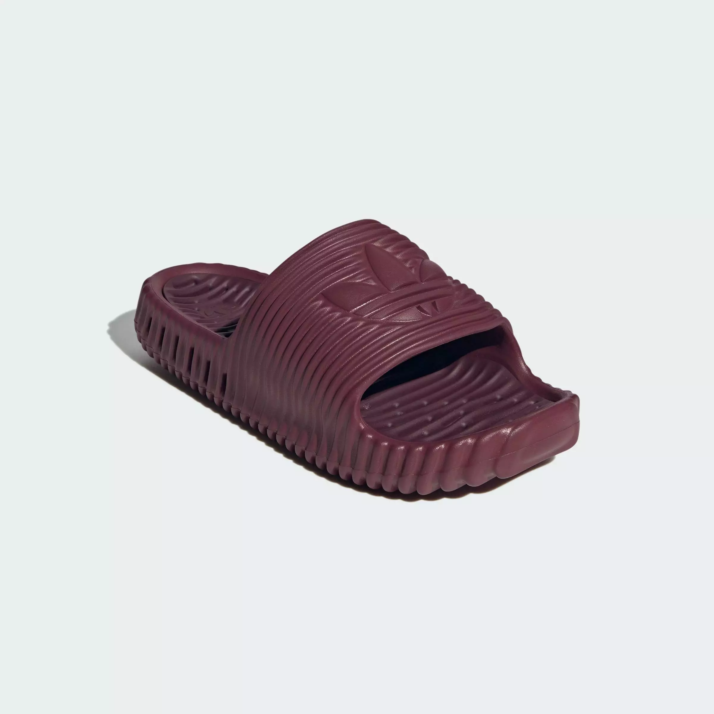 Lifestyle Adilette 25 Slides Unisex Burgundy JR3616