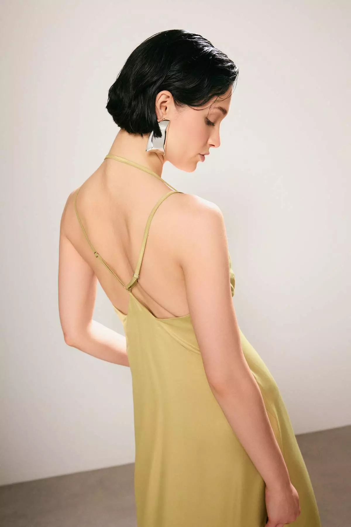 Trendyol Studio Oil Green Satin Maxi Woven Dress Twoss26El386