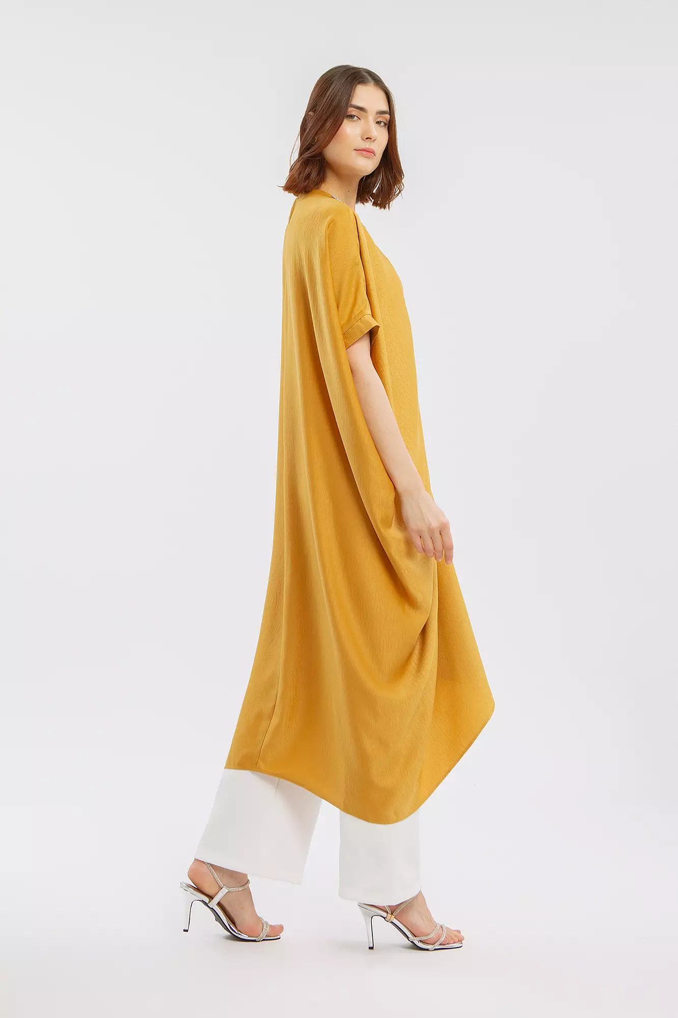Minimal Amabella Kaftan Honey Mustard Warna HONEY MUSTARD