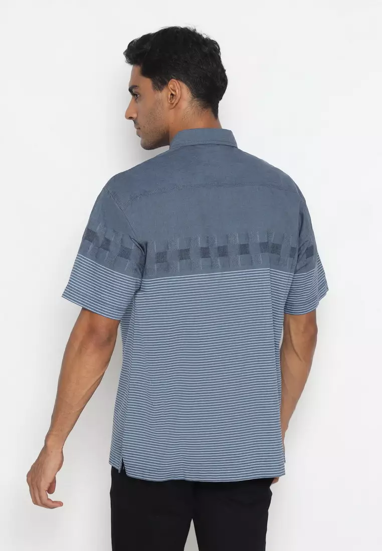 POLICE Kemeja Border Printing Regular Fit Pria