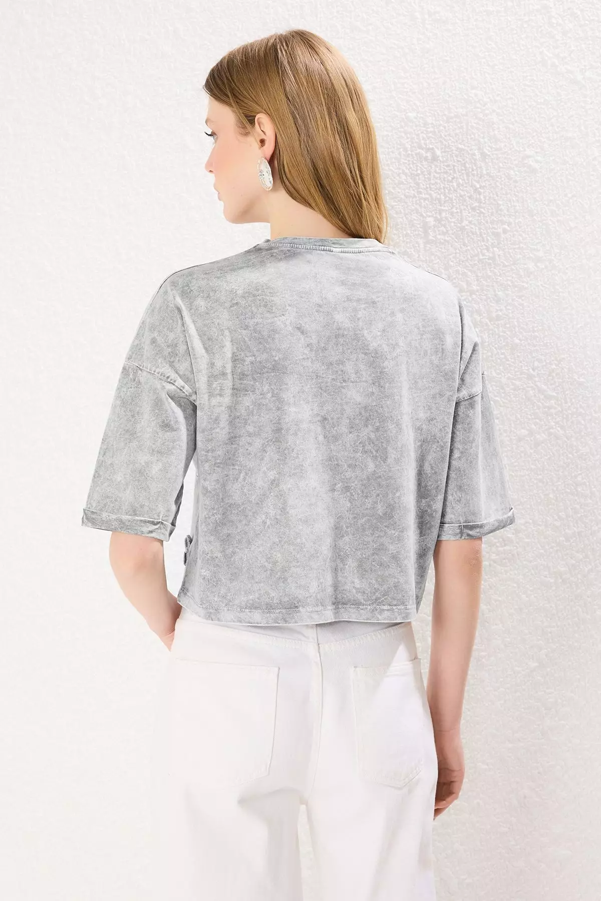 Grey Washed Floral Relaxed/Comfortable Crop Knit T-Shirt TWOSS25TS00131