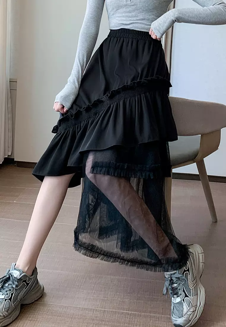 Black ruffle 2025 skirt yarn