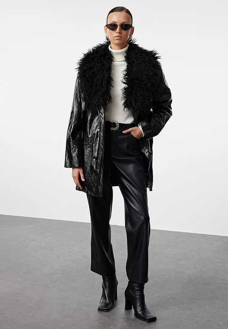 Black Oversize Molded Collar Faux Leather Jacket Coat with Fur Detail TWOAW25MO00029