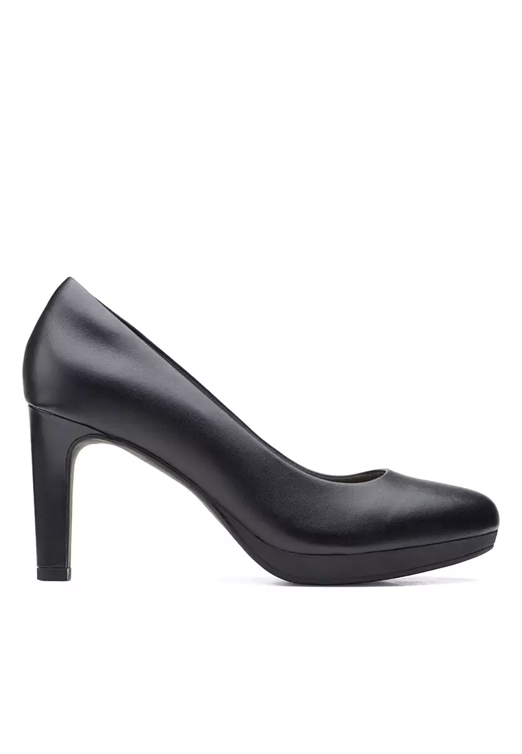 Discount on Clarks  shoes - SKU: Ambyr Joy Pumps Black