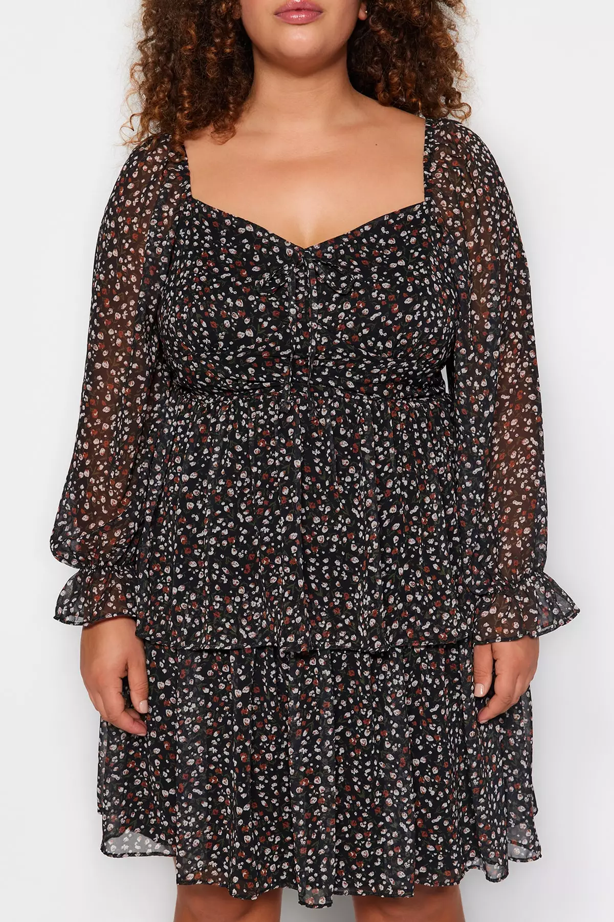 Plus Size Floral Patterned Chiffon Dress
