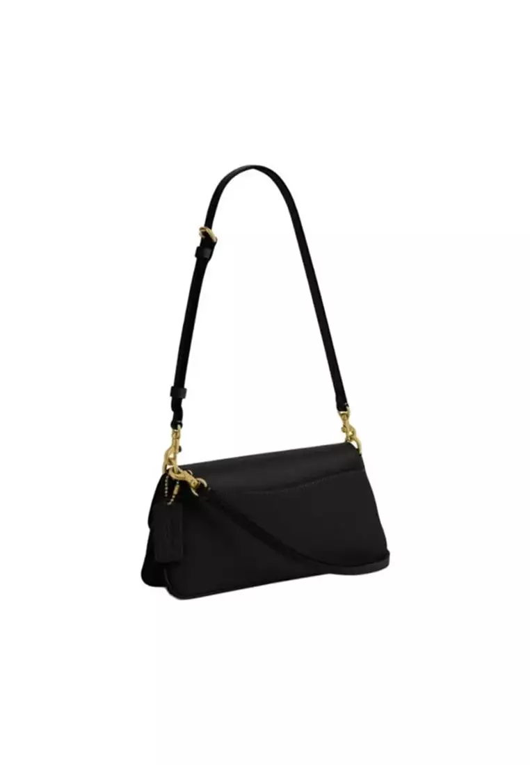 Jet 25 Women's Shoulder Bag in Black CAM16