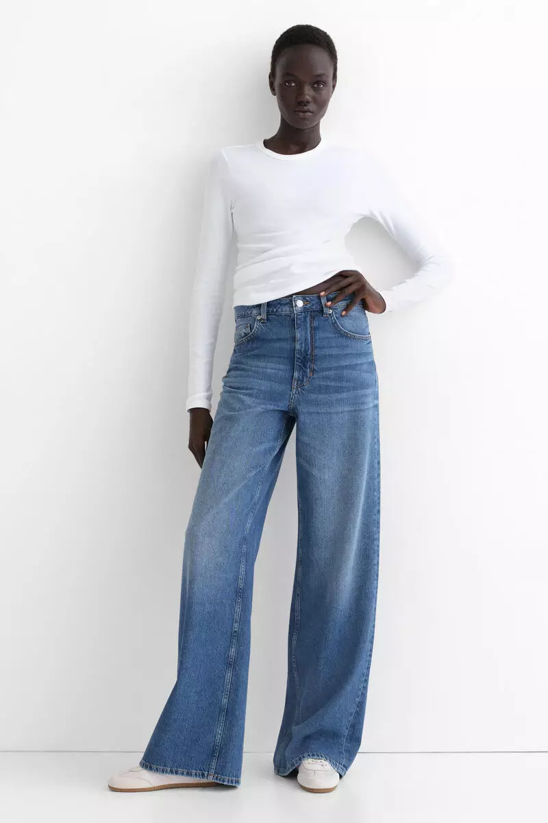 Long-sleeved jersey top