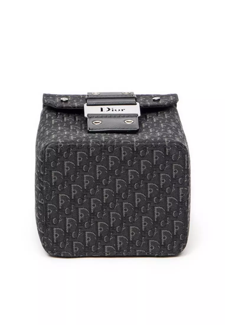 Pre-Loved Street Chic Vanity Case