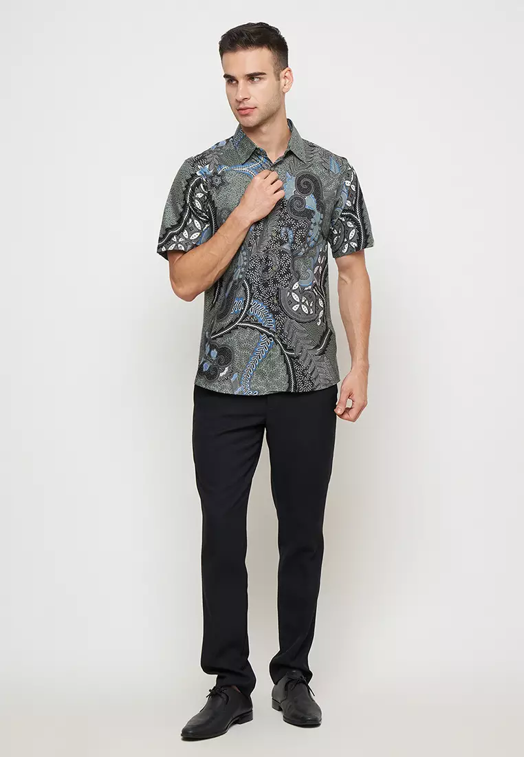 Slimfit Rayana Olive Kemeja Batik Pria Lengan Pendek