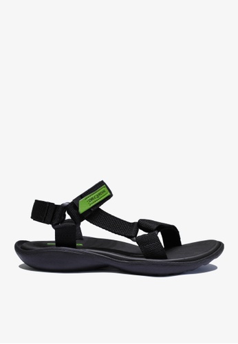 sport sandals