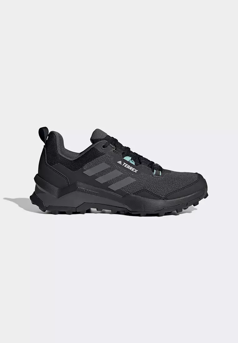 Adidas hiking on sale shoes hong kong