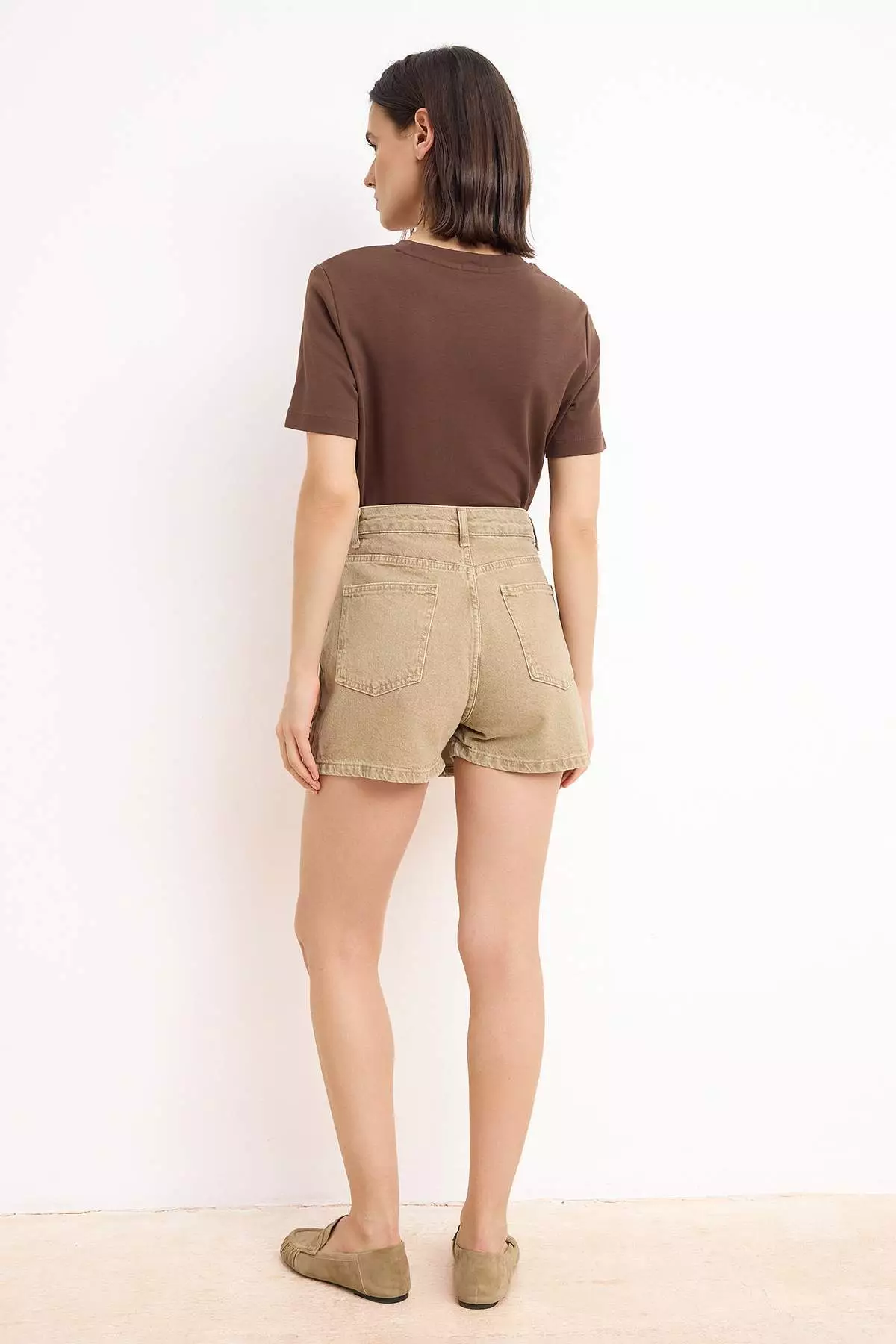 Beige Slit Mini Denim Shorts Skirt Twoss23Sr91
