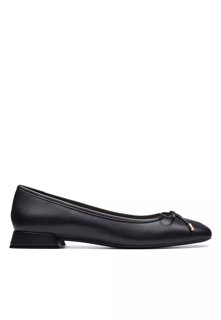 Discount on Clarks  shoes - SKU: Ubree15 Step Ballerina Black