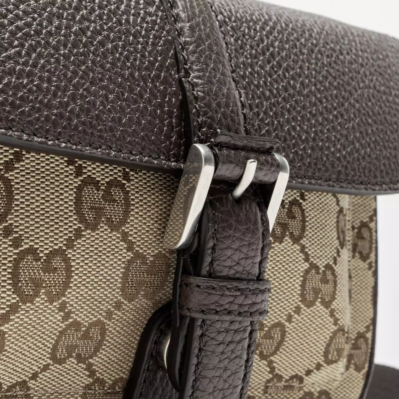 [4.4PRIL KEJUTAN HARGA] GG Super Mini Canvas Crossbody Bag Beige Ebony