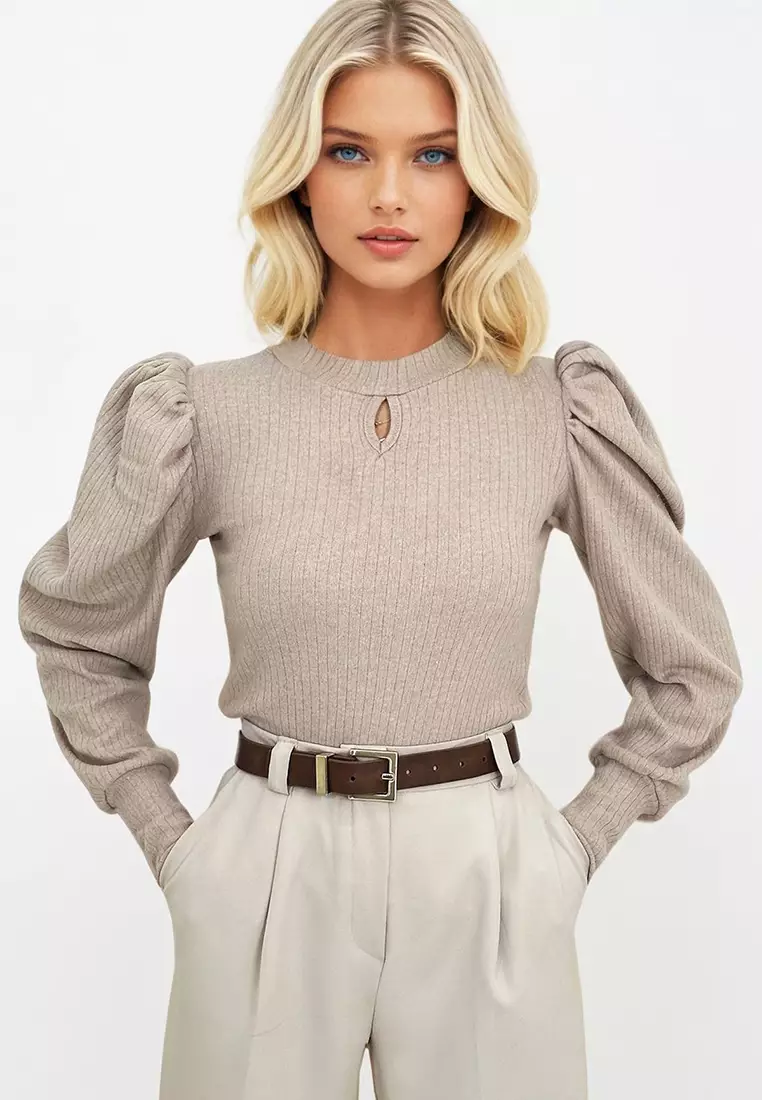 Women's Beige Crew Neck Drop Neck Princess Sleeve Knitwear Blouse Alc-X13069