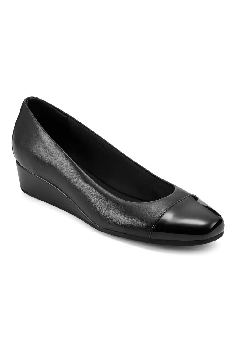 Discount on Easy Spirit  shoes - SKU: Gracey Flats Black