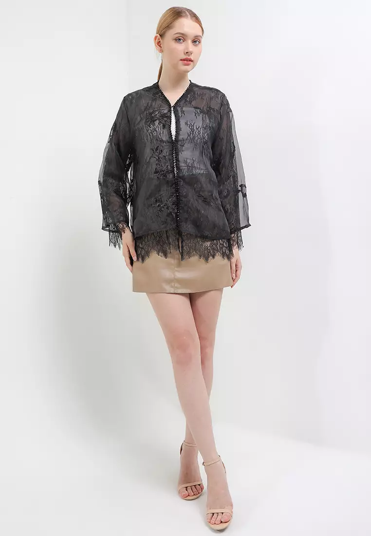 L/S Embellished Flo Emb Organza Outer W/ Lace Chantily Lining