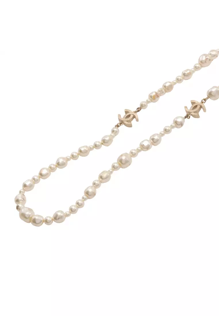 Cc hot sale pearl necklace