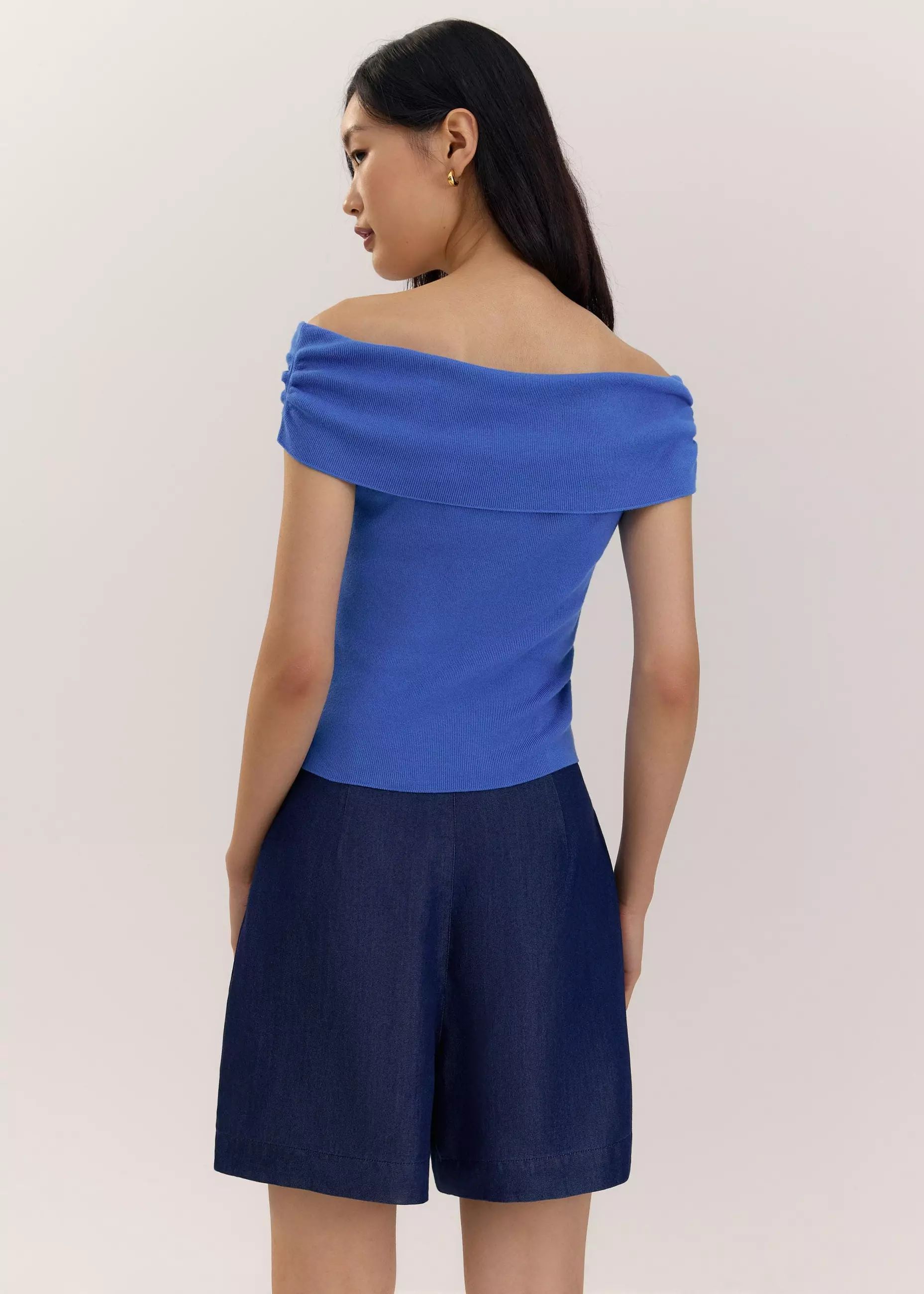 Atasan Wanita - Knit Fitted Off Shoulder Top