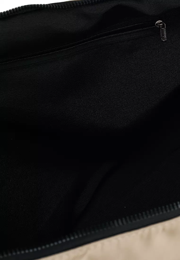 Lightweight Water-Resistant Hobo Bag