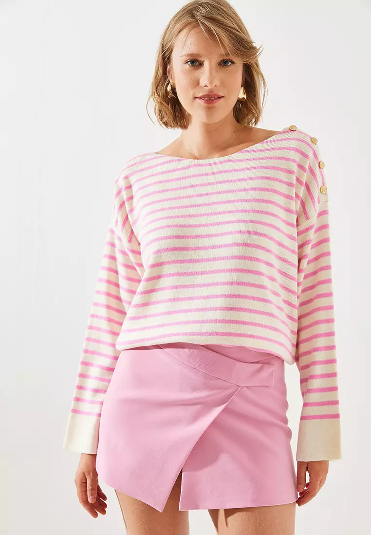 Women's Striped Shoulder Buttoned Sweater 20247511