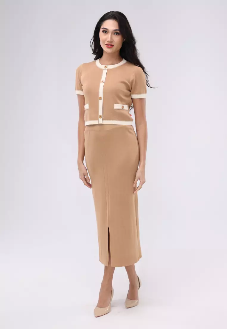 Knitted Short Sleeves Blouse/Skirt Terno