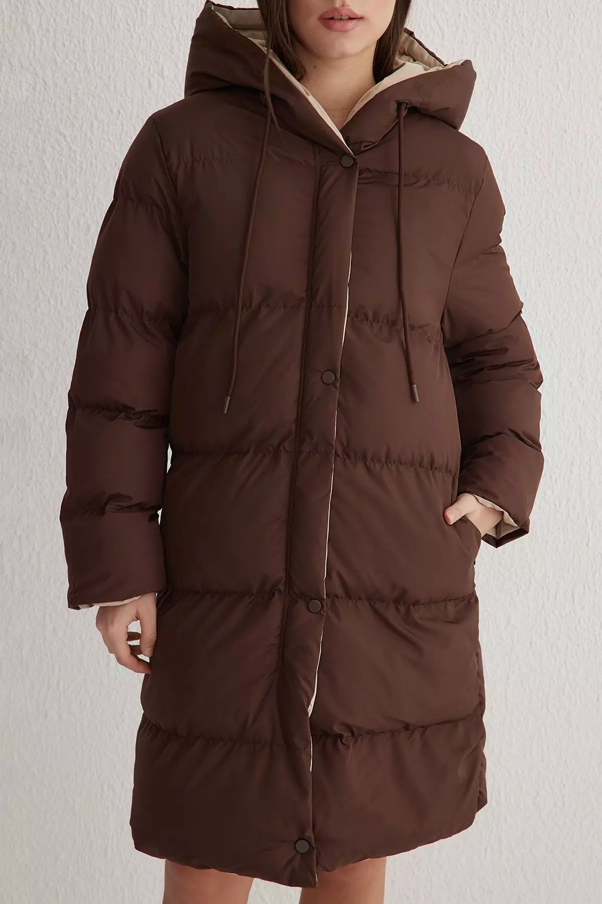 Dark Brown-Ecru Double-Sided Hooded Water Repellent Long Puffer Jacket TWOAW23MO00052