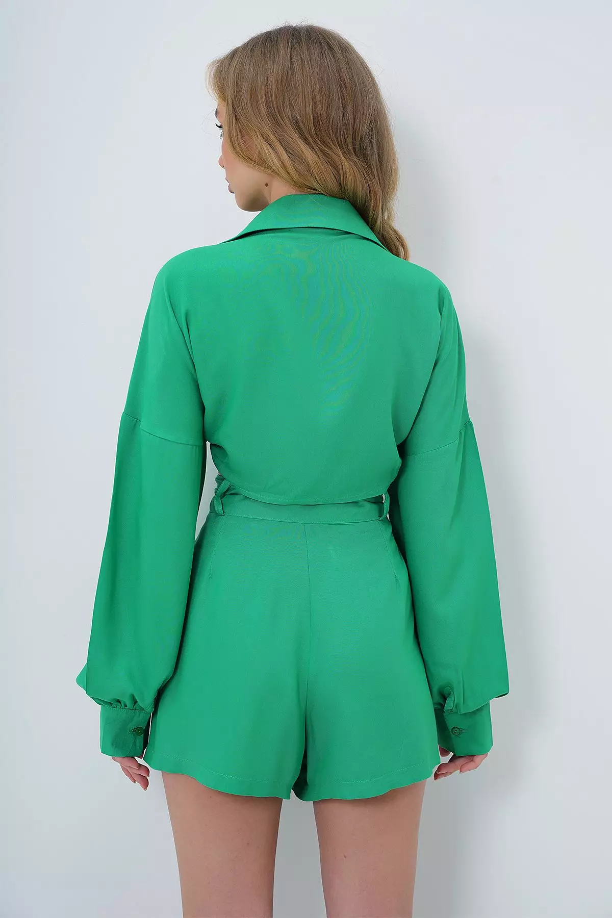 Women's Green Shirt Collar Tie Detail Woven Double Breasted Blouse and Double Pocket Shorts Set