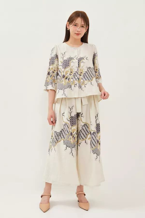 MINIMAL - Kanza - Blus Motif Parang - Beige Colour Beige