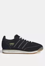 Core Black/Off White/Earth Strata