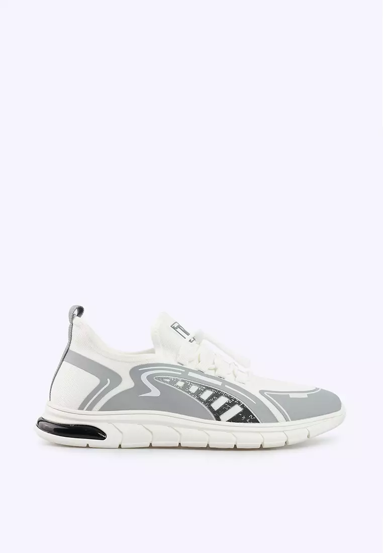 TRACCE BRENNAN WHITE