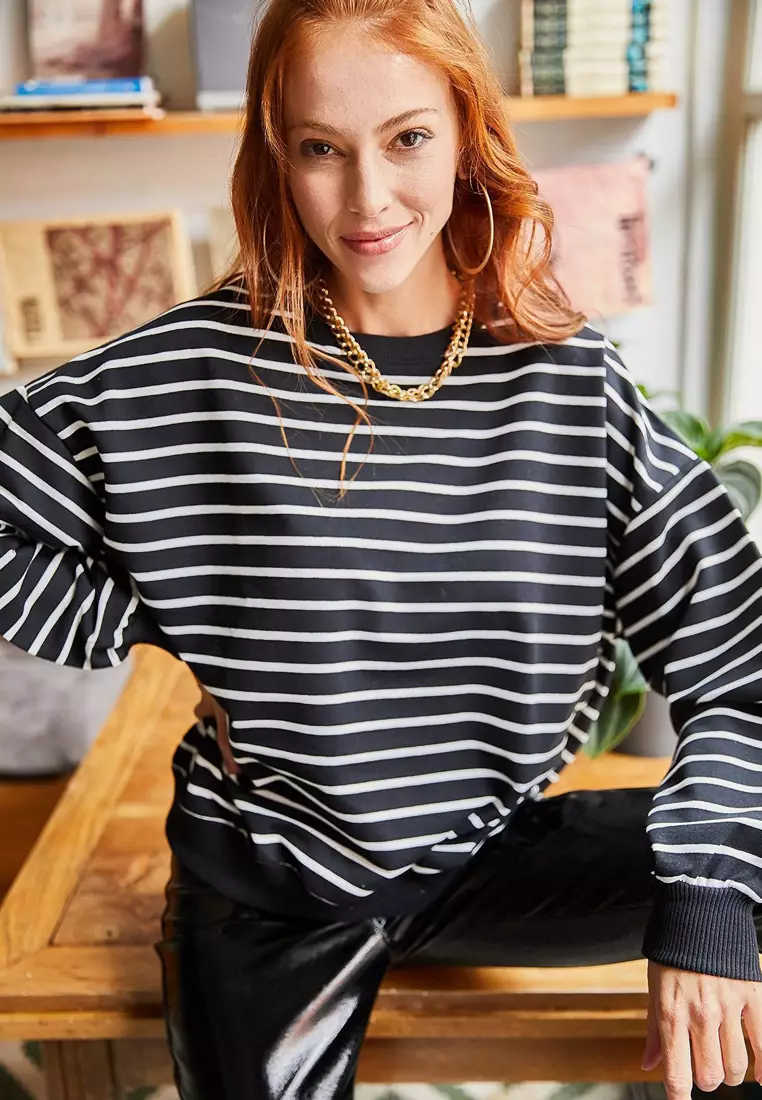 Striped Basic Soft Textured Loose Sweatshirt
