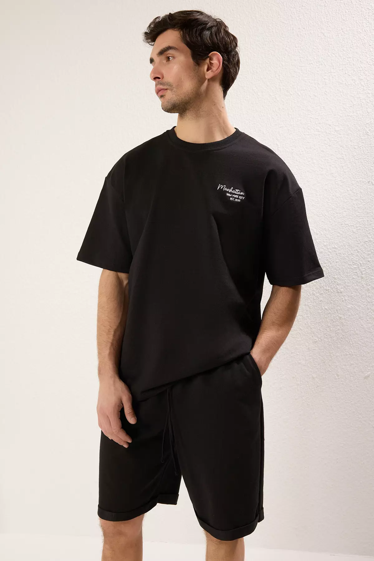 Oversize/Wide Cut City Embroidered Tracksuit Set