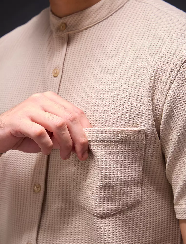 OXCON kemeja Tangan Pendek Waffle Kerah Collarless Cream