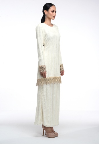 Buy Nikah by Propaganda - Kurung Klasik from Propaganda only 899